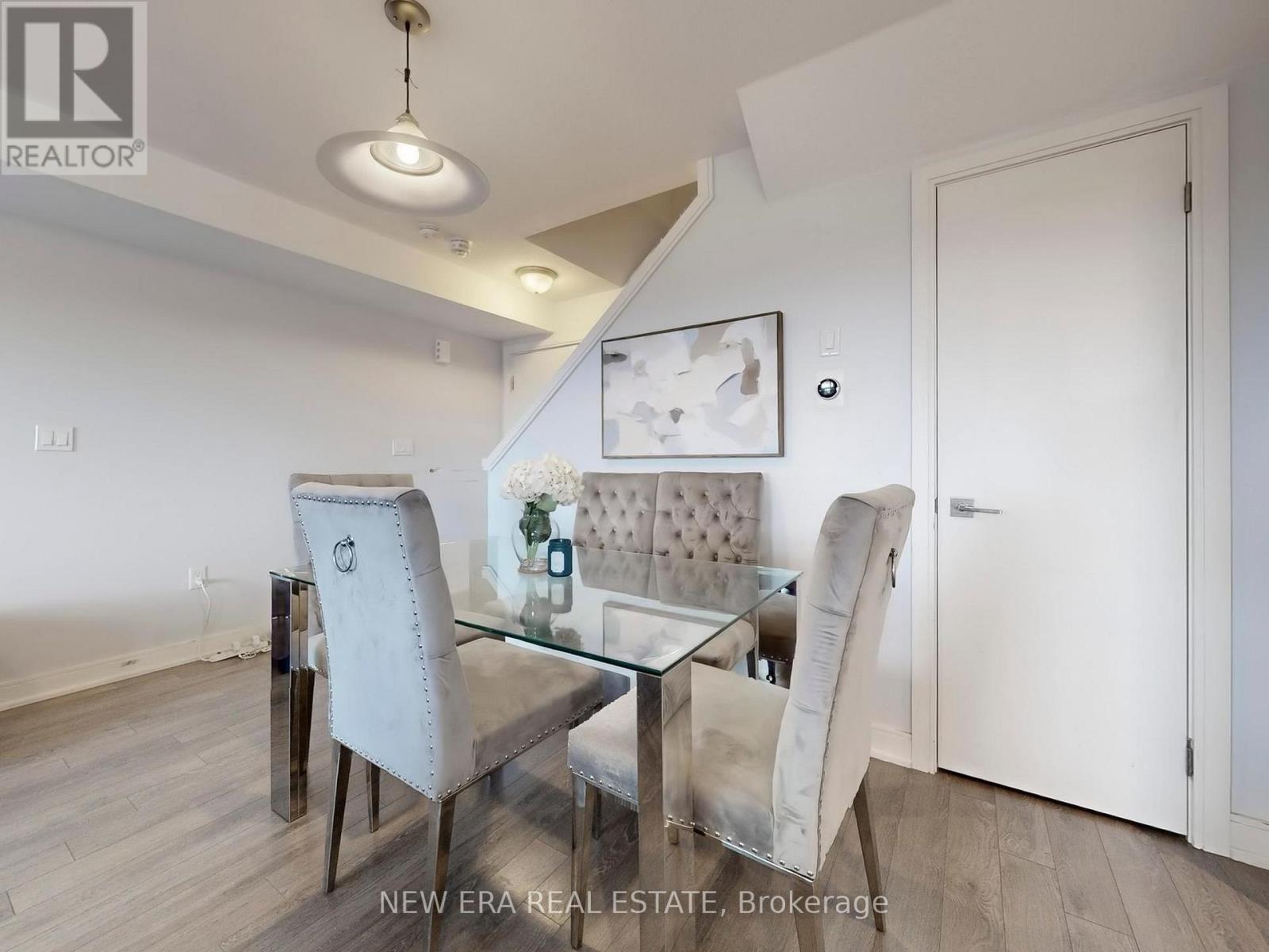 b26e956fd1b21a7a73069c17b4d7a737