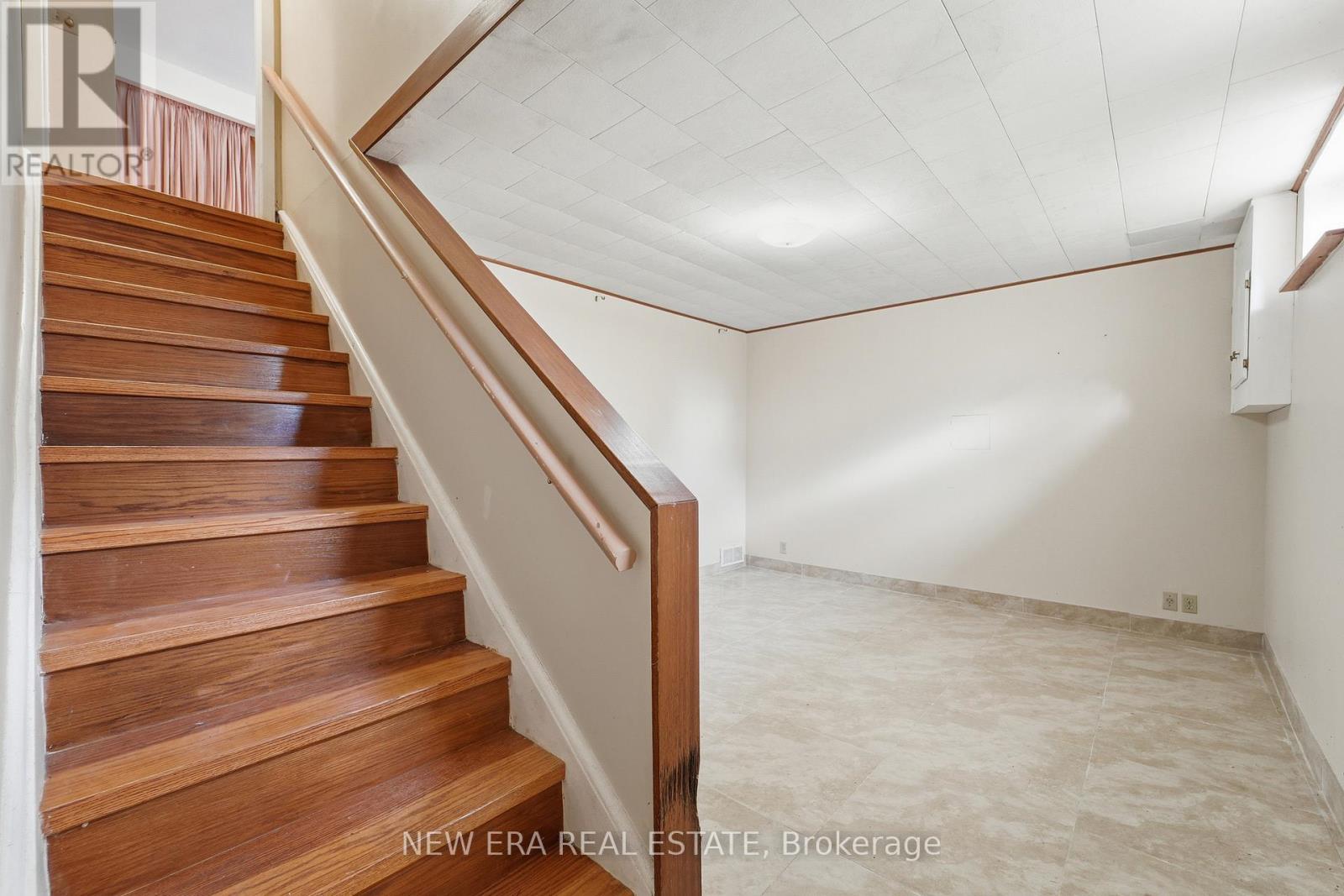 bbdecb46064e8d81a308872bbff11431