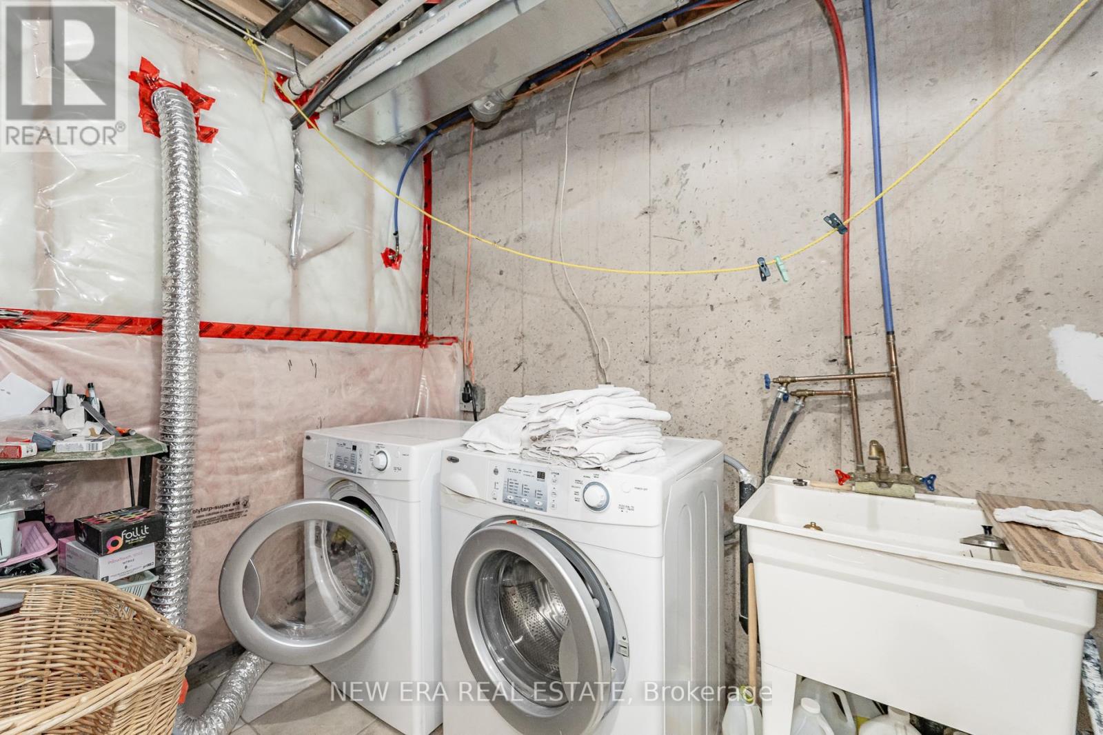 bde99d56abc3561acd10f447fd72c71d