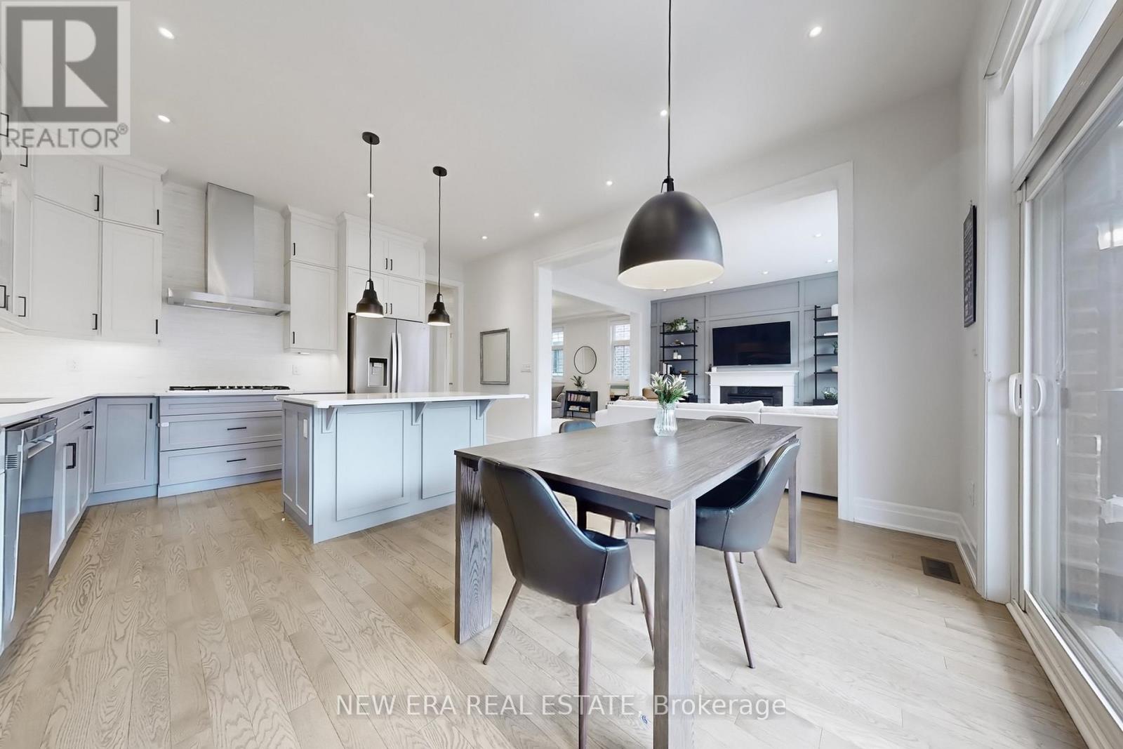 c0f35a07c781a7e9b8a3496385b33fe1