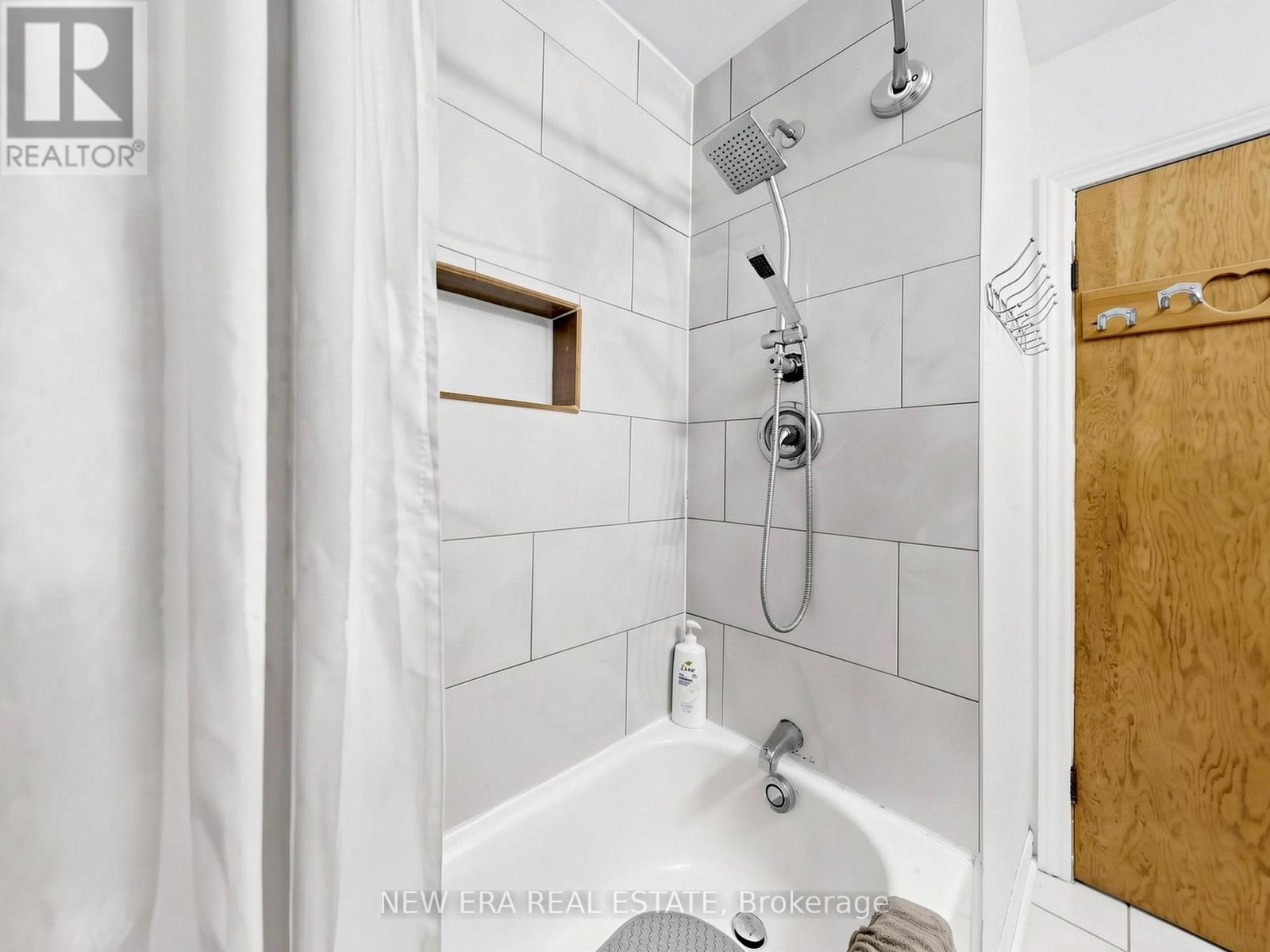 e09beb754917b2a8fd083b93f49c814e