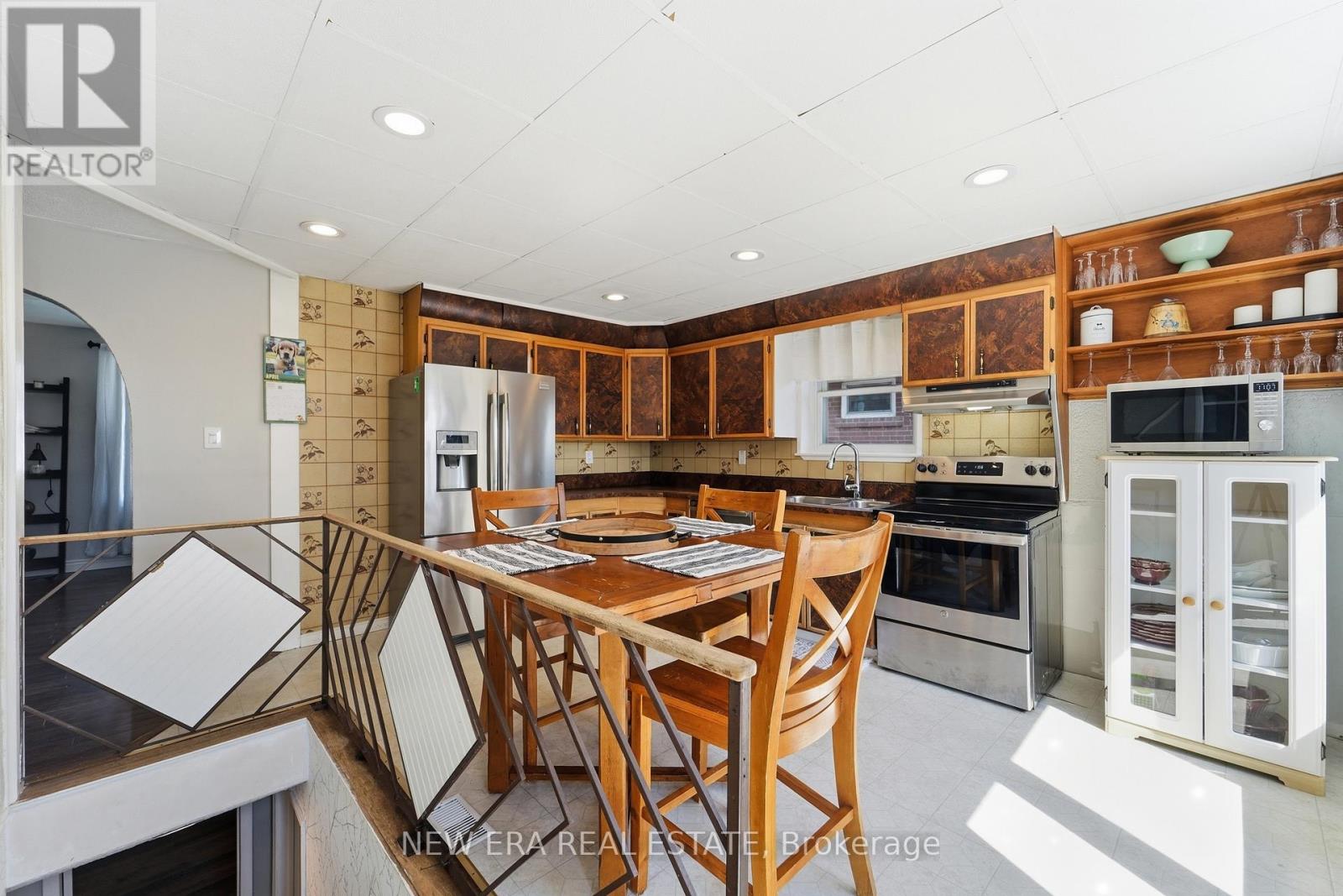 e462ce2240fec53e61b1f1502136ee3d