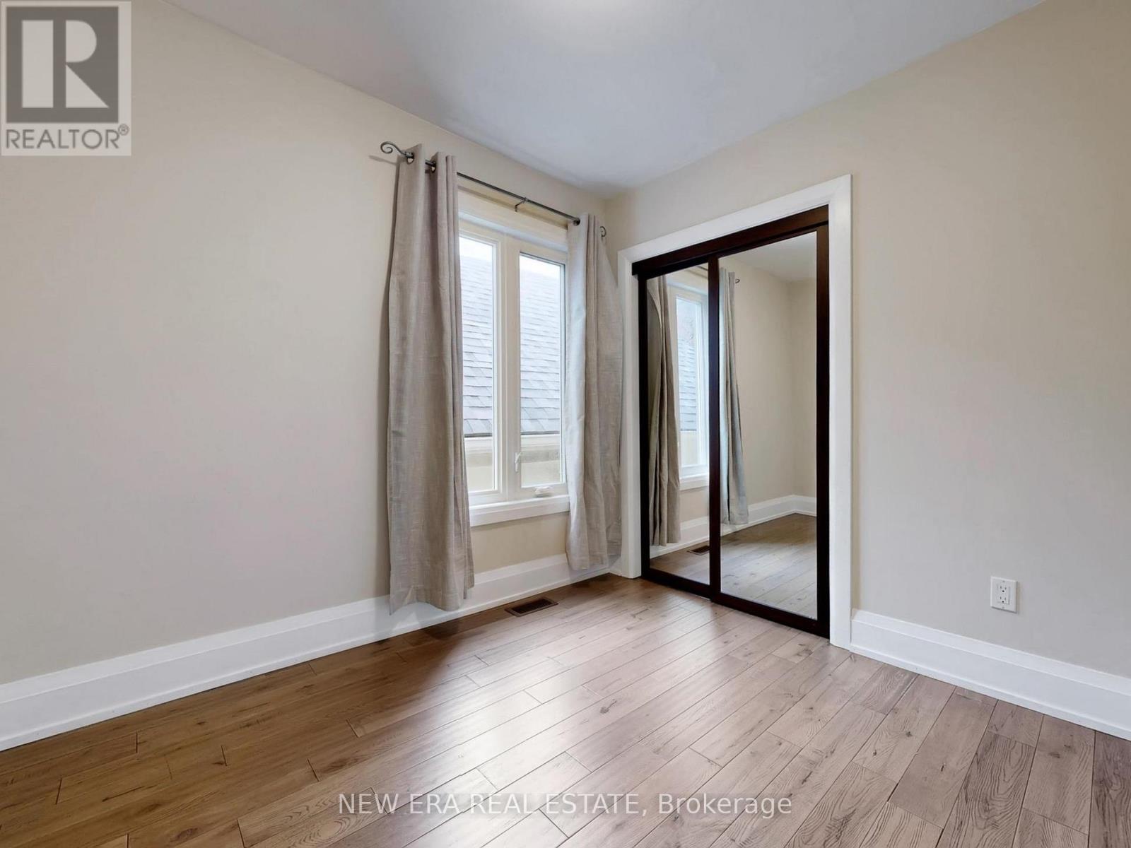 e91f75215e2ec0be287a39a86e7f7e46