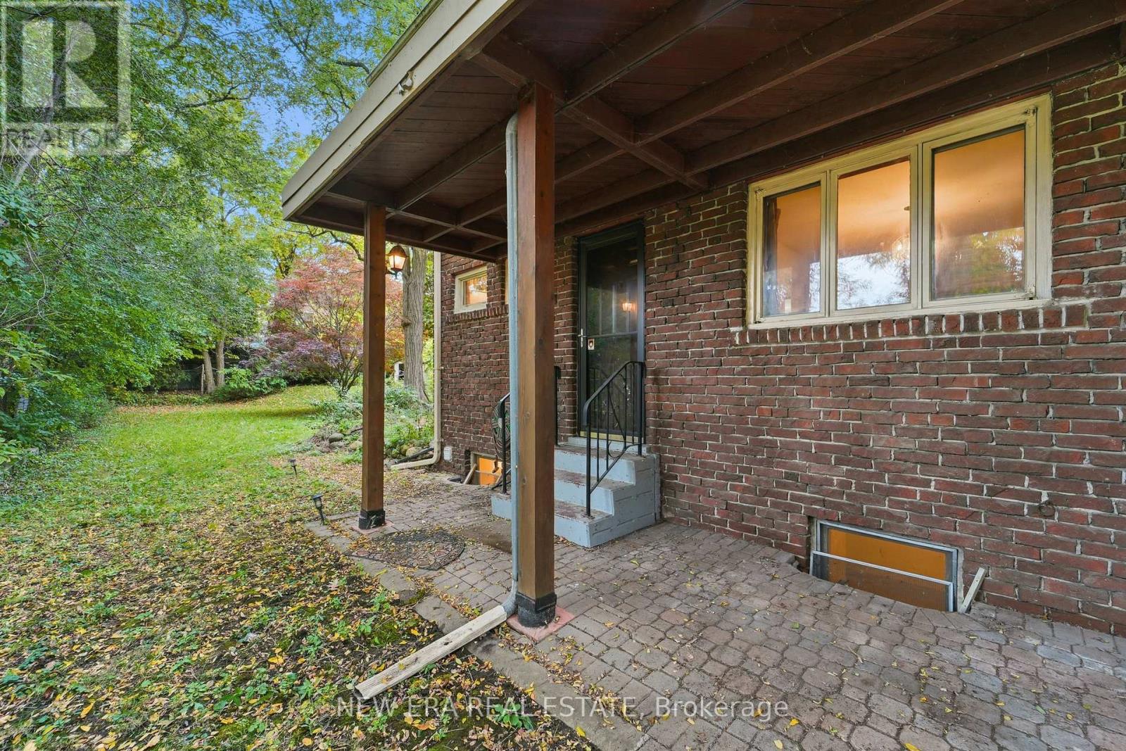 eca845eaa29bc54c315cea458286bfb1