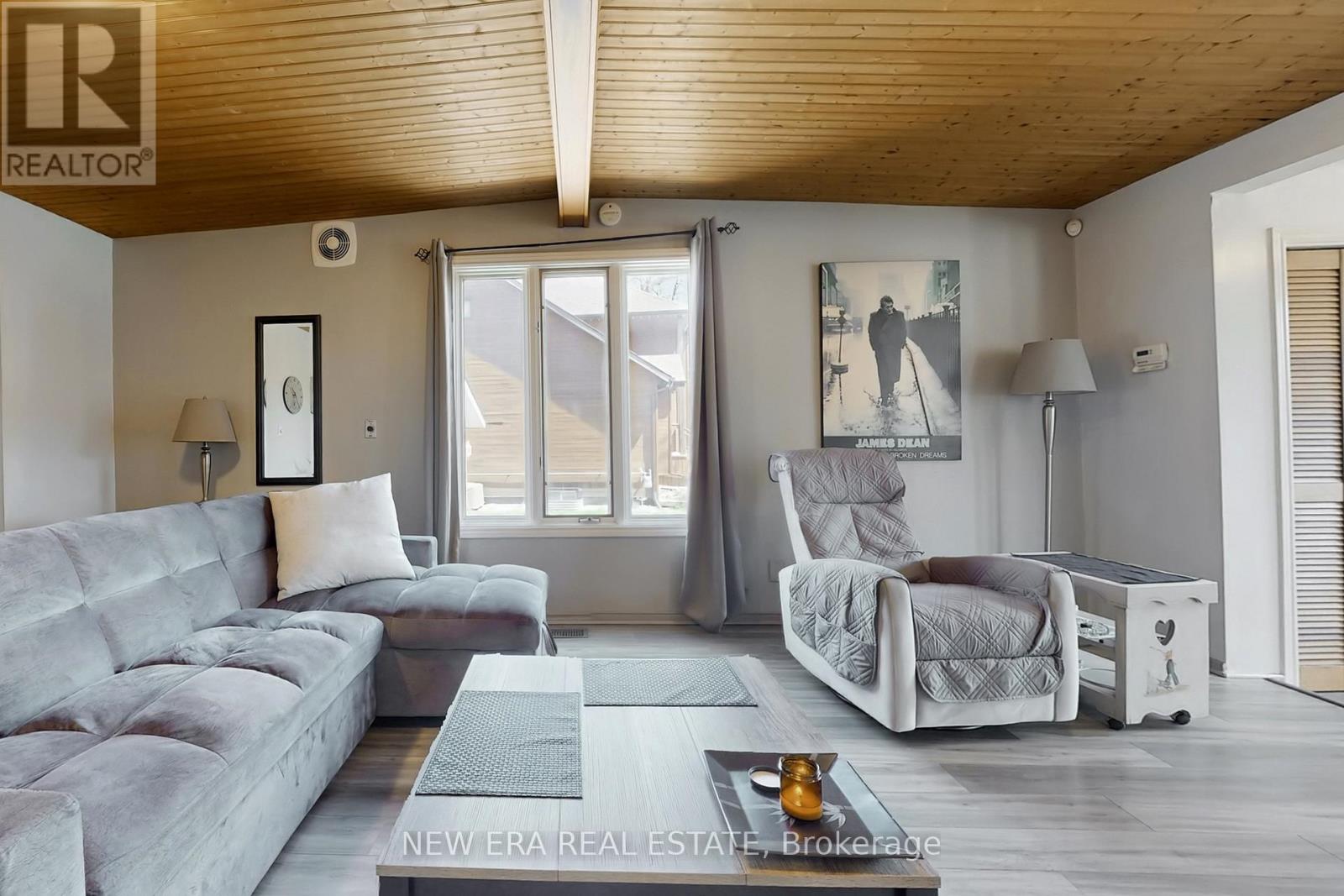 f390c299e3bf34e1f789d0373d2c38f5