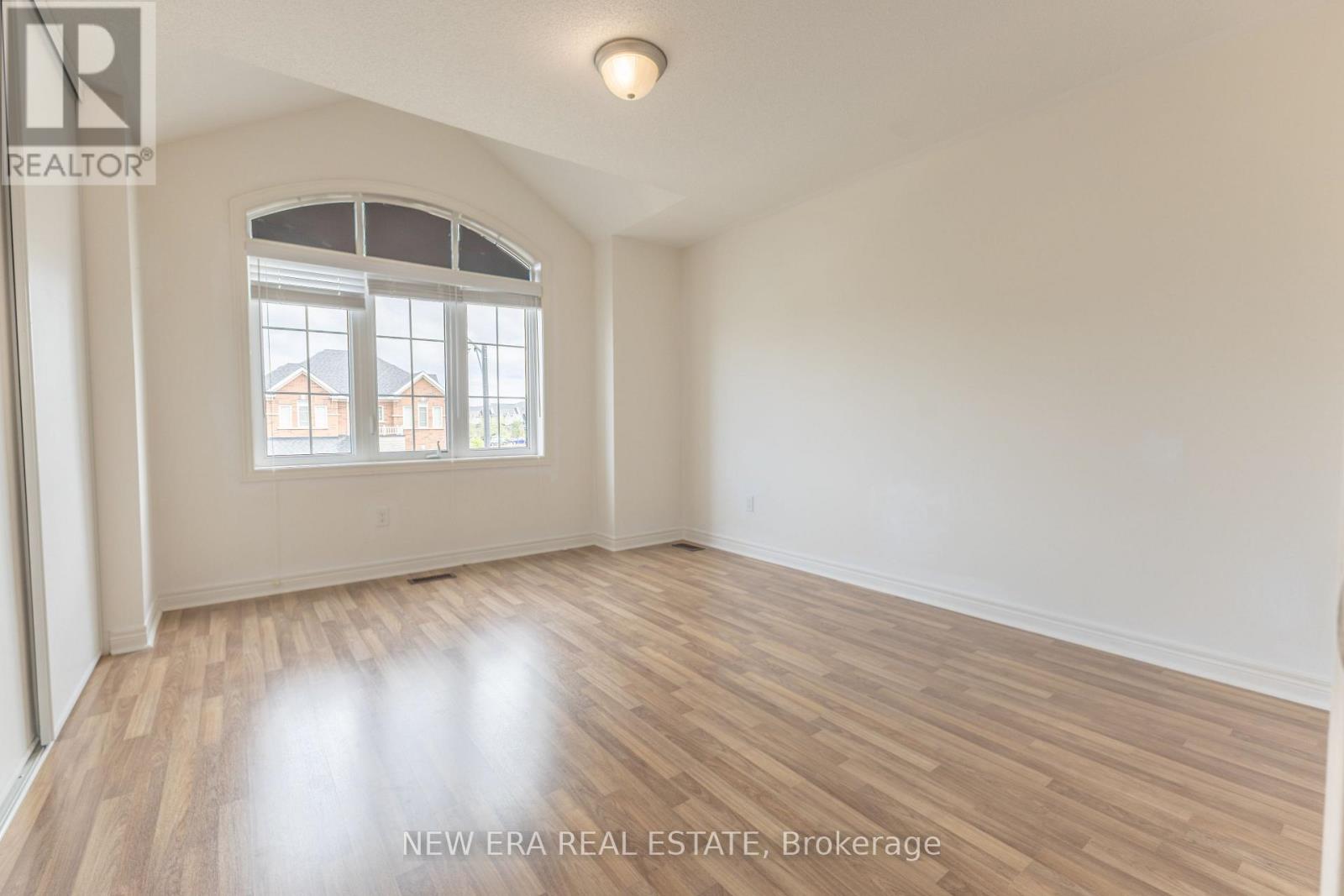ea207ee6cf109ae94c7c2984674898f7