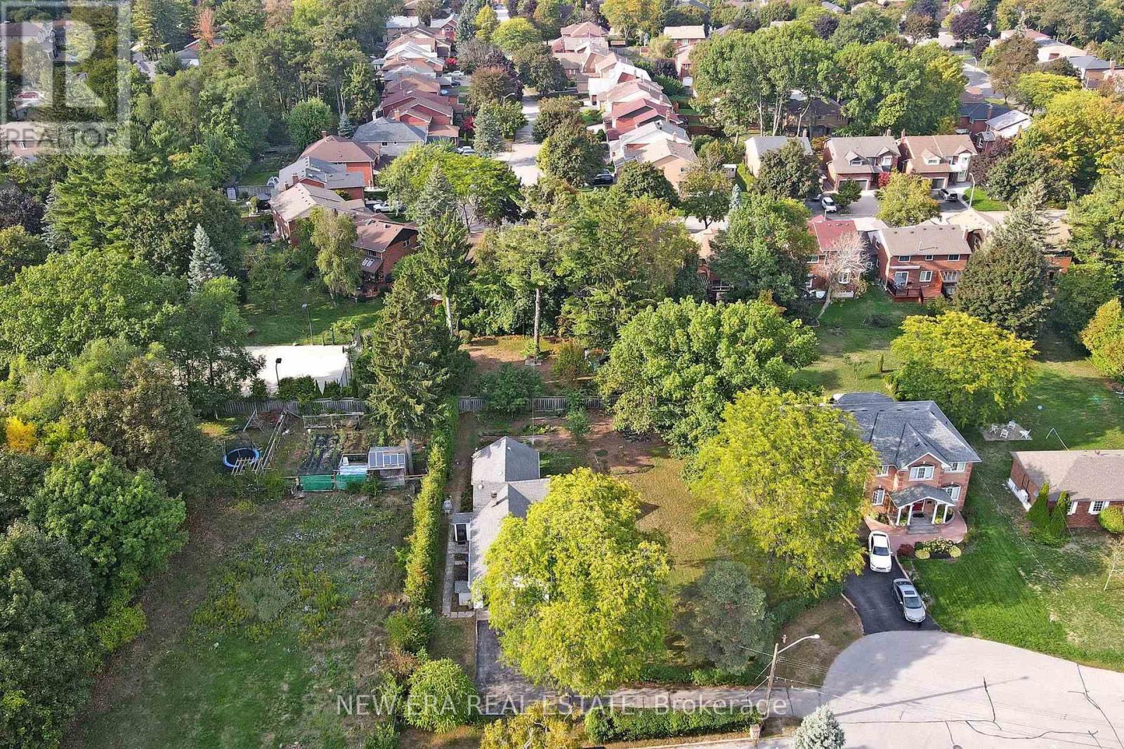 e13791472_4